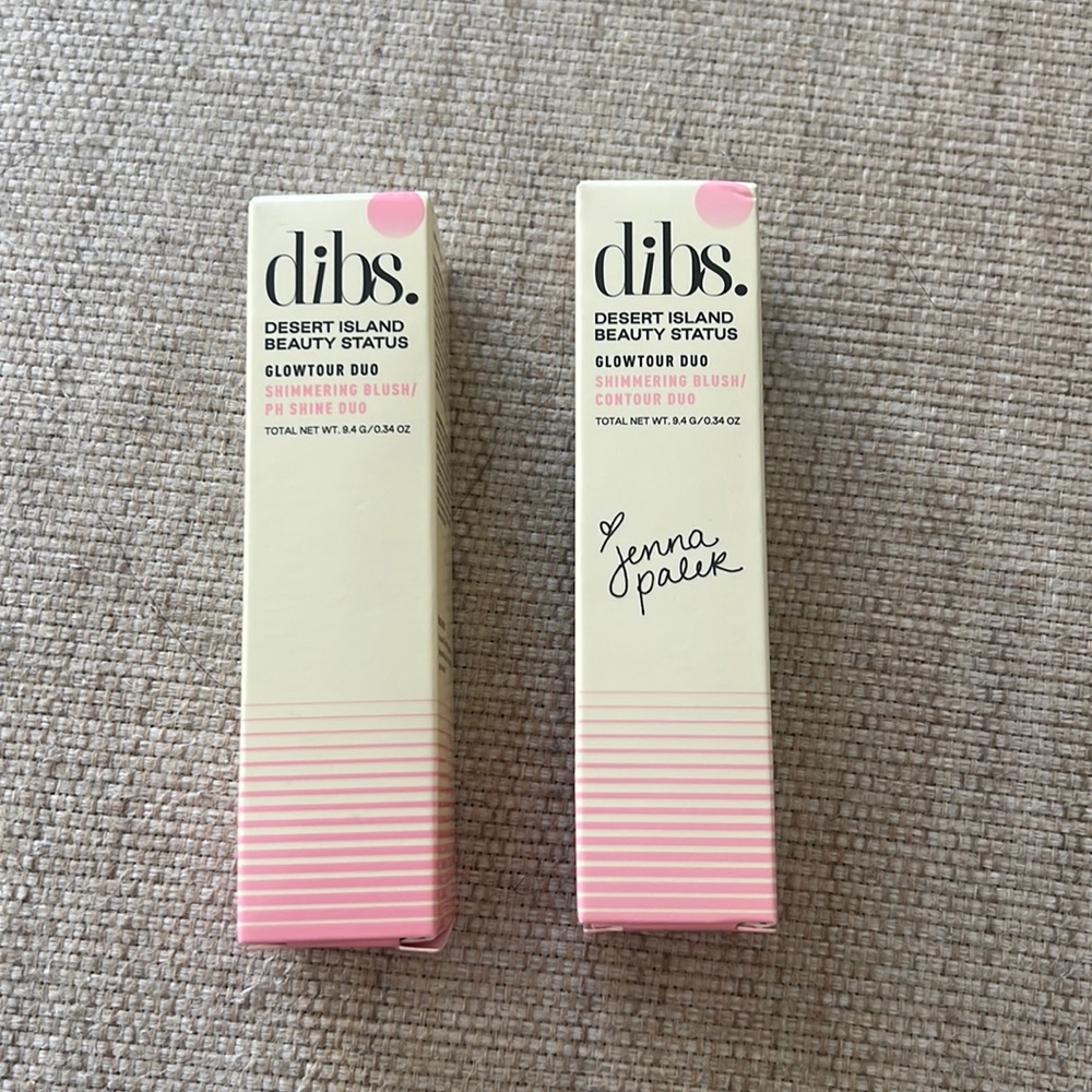 2 - DESERT ISLAND
BEAUTY STATUS
GLOWTOUR DUO